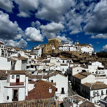 Casa De Las Lanzas Setenil De Las Bodegas 외부 사진
