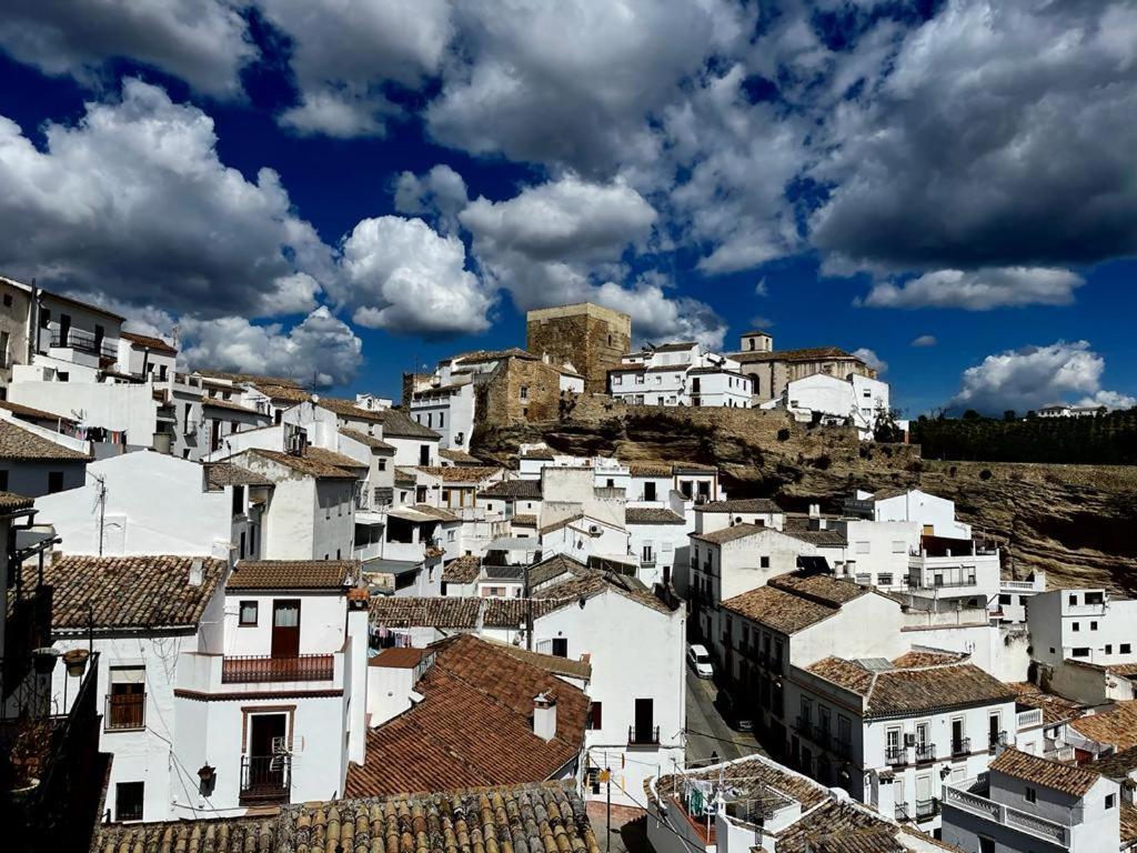 Casa De Las Lanzas Setenil De Las Bodegas 외부 사진